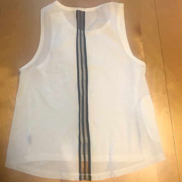 Tops - Victoria's Secret Sport Tank Top